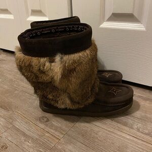 Women's Manitobah Waterproof Half Boots